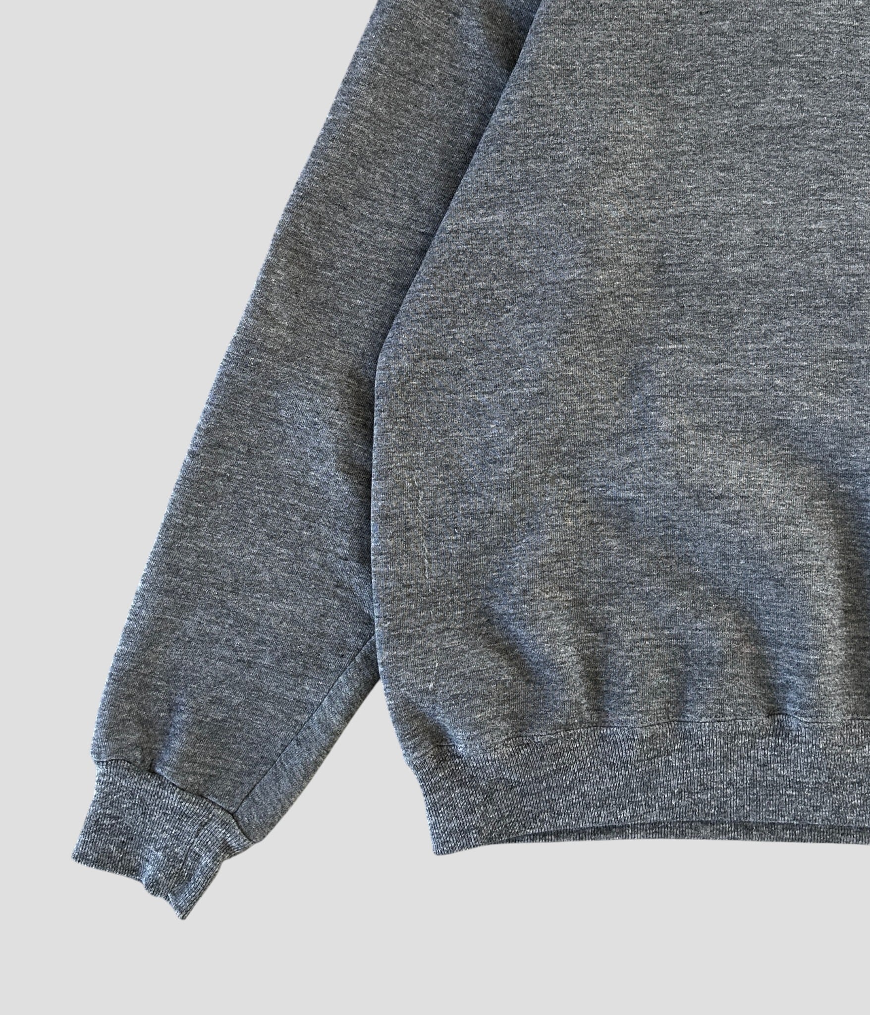 Russell Athletic- Vintage 80s L Crew Neck Sweat made in USA