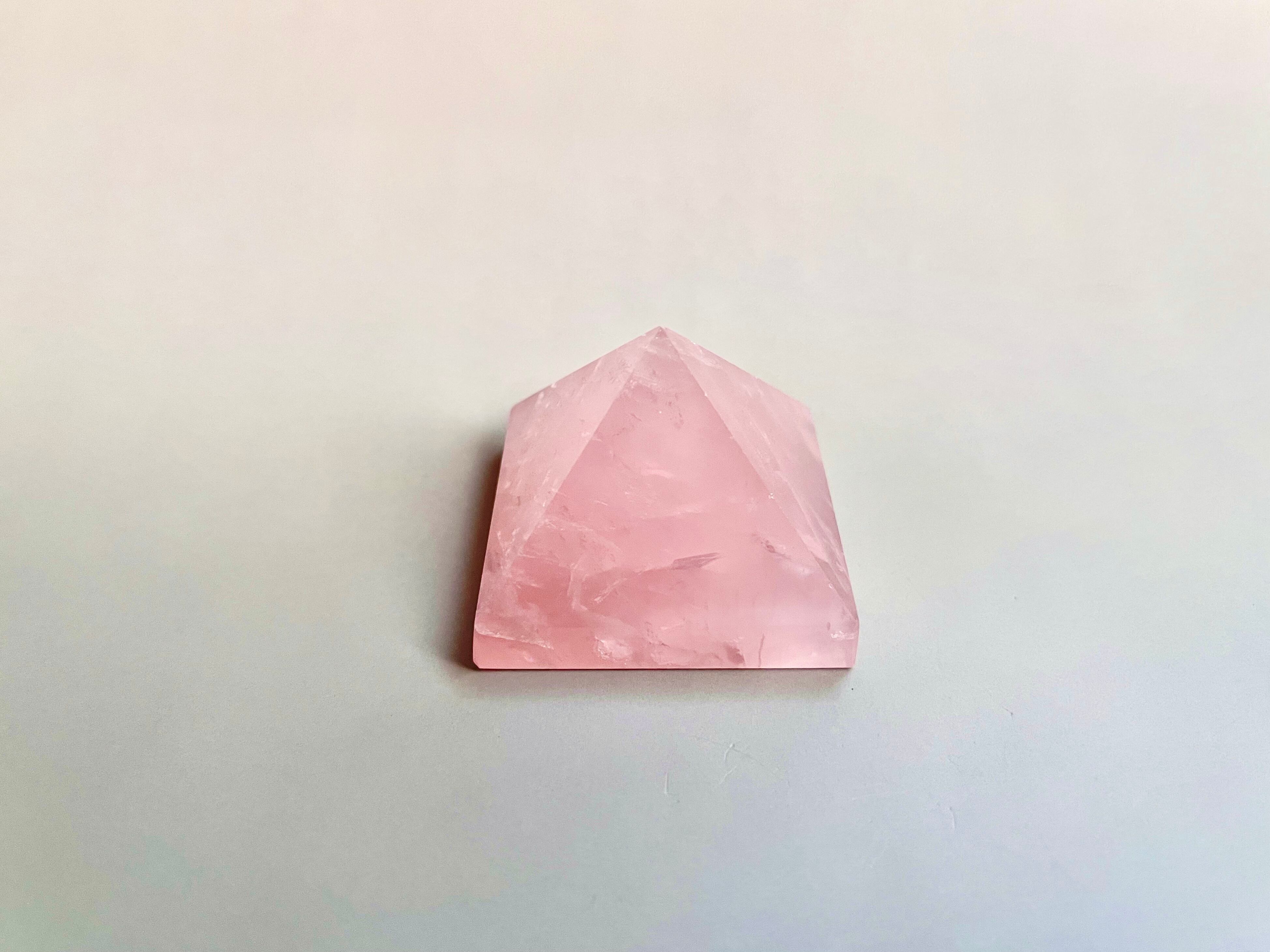 ローズクォーツピラミッド S size☆Rose quartz pyramid S size