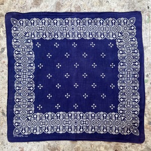 ②70s Bandana   "Iron cross" アイアンクロス柄　USA製