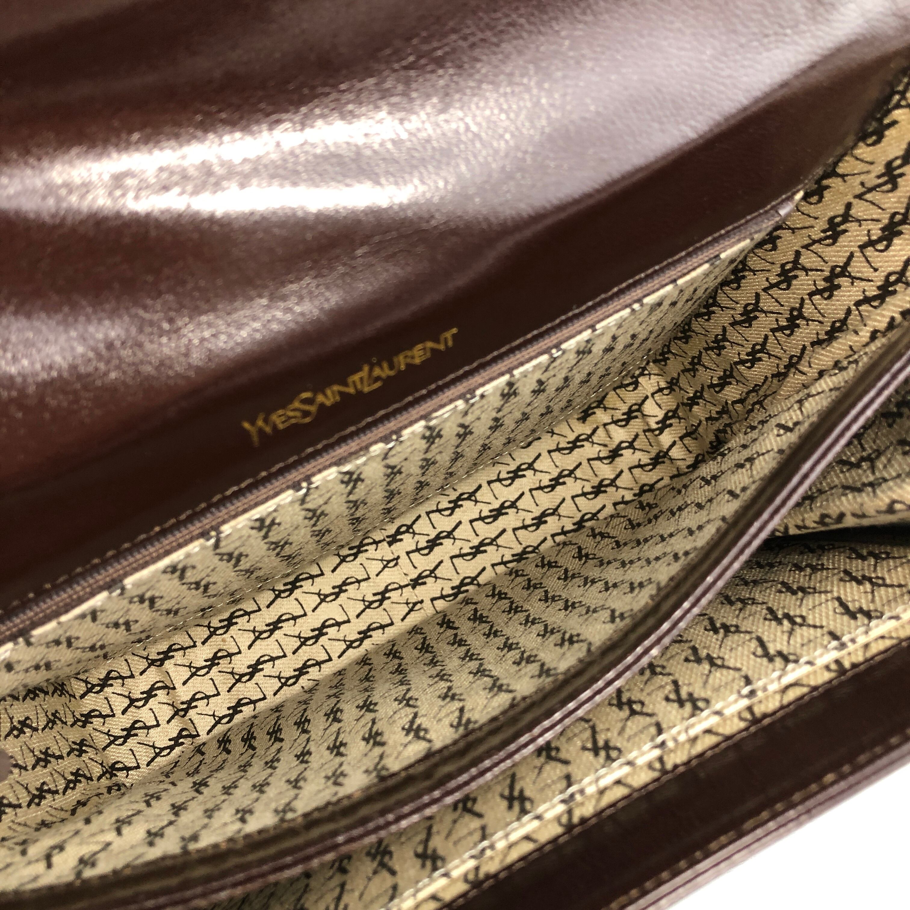 Yves Saint Laurent イヴ・サンローラン ショルダーバッグ ダーク