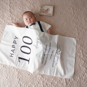 100日記念タペストリー