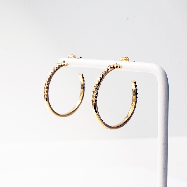 Beyond / Rock Gold Hoop Pierced Earrings / M（E202-YG）