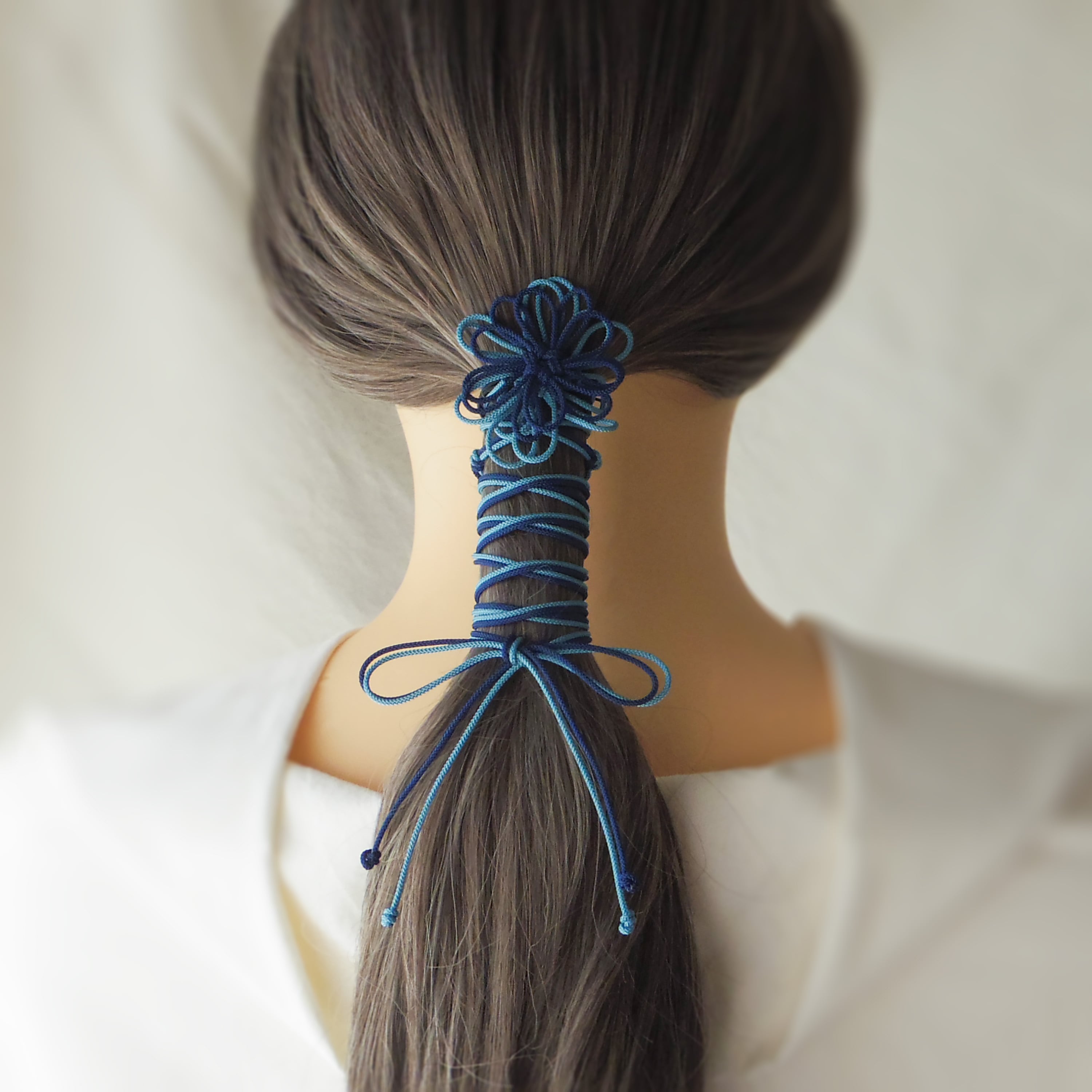 飾り結びヘアゴム「ときひたり、君」(濃青×縹)|着物・浴衣に簡単アレンジで和装ヘア