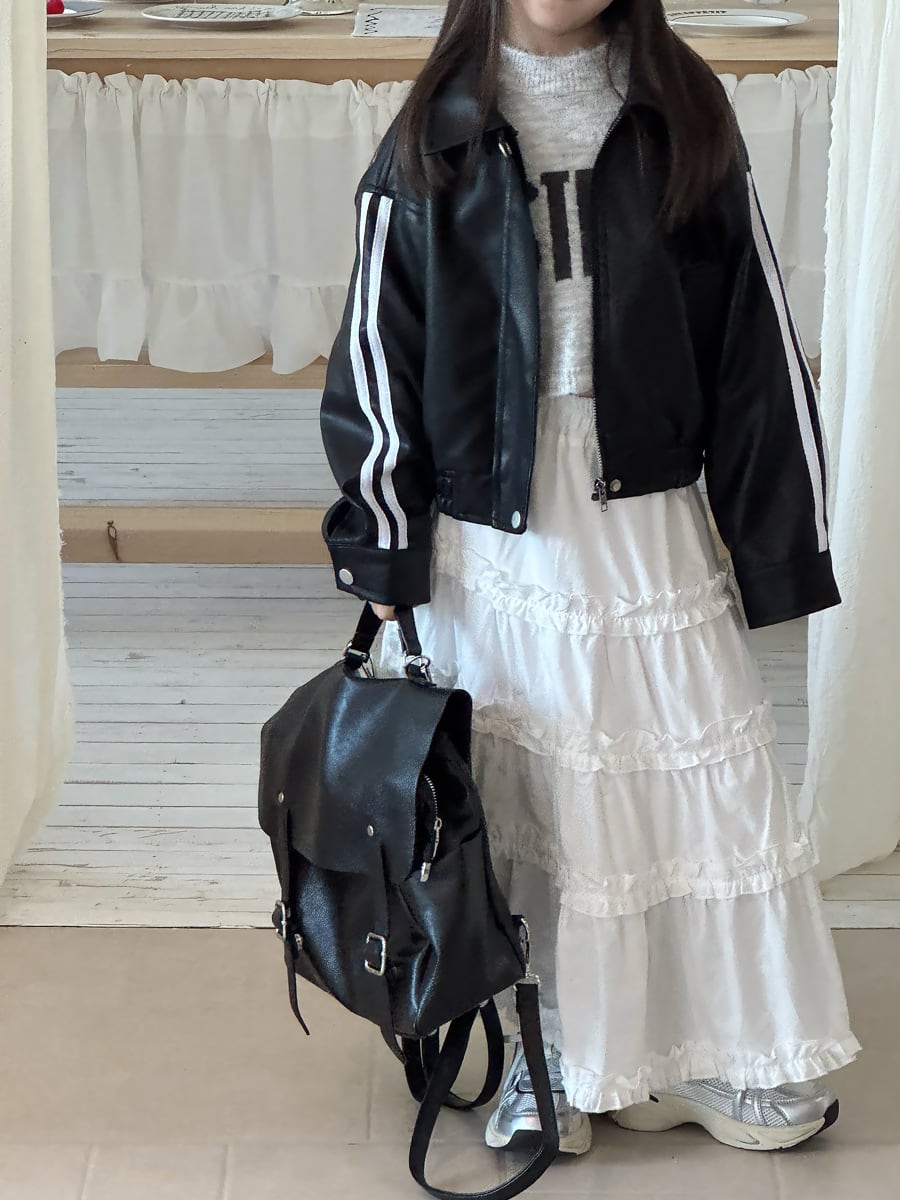 JUSTPLAY ショート丈薄手ニット