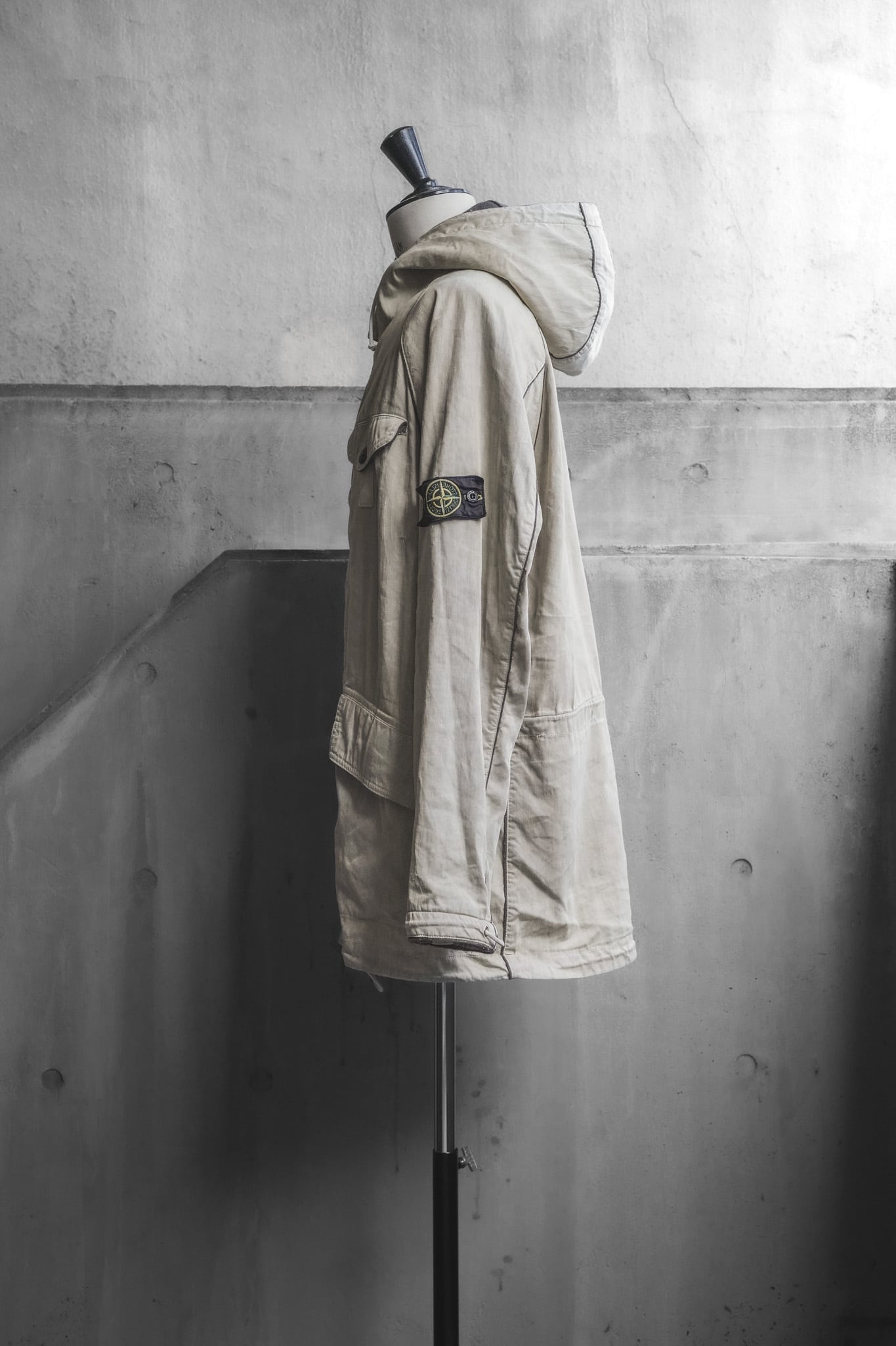 06AW 
