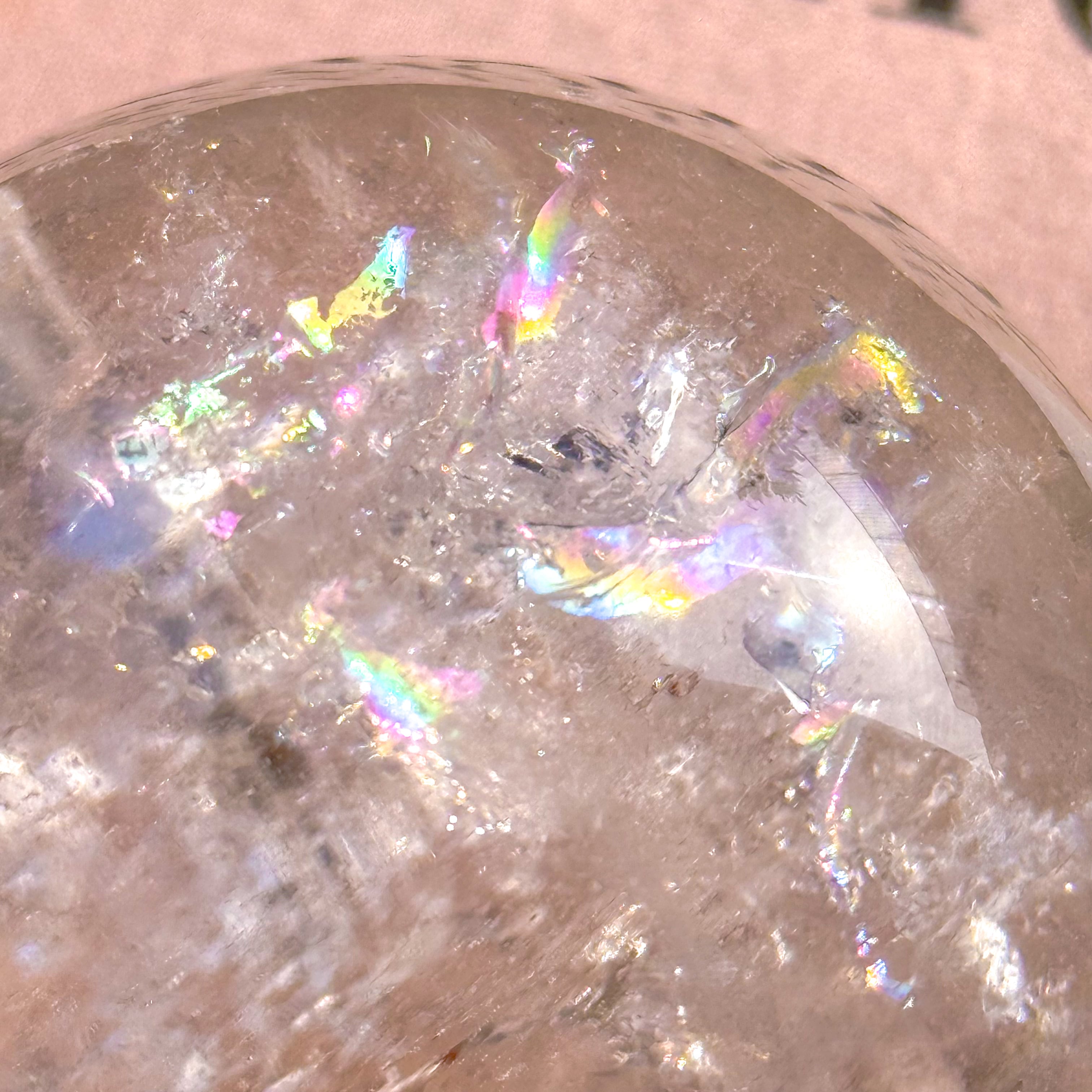 Clear Quartz Sphere 4 (虹入り) | FLUXY - 天然石と鉱物のお店 フラクシー
