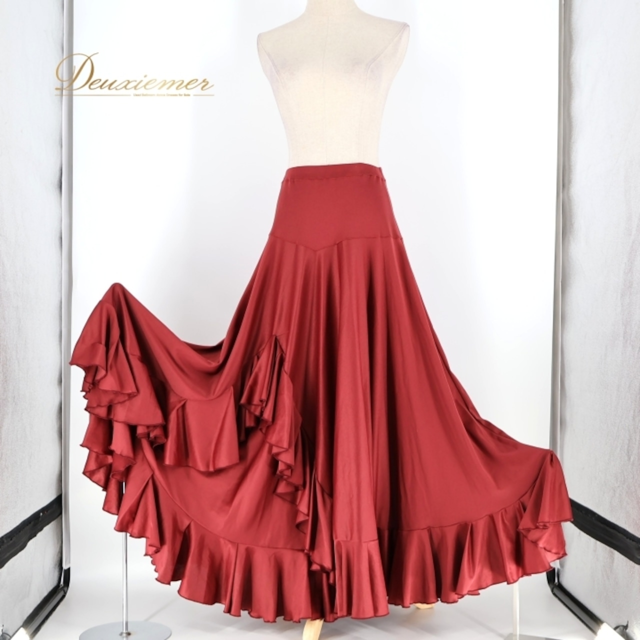 フラメンコ 衣装 ファルダ スカート レッド系 ブラウン系 無地 シンプル ボランテ フリル 赤茶 ボリューム 伸縮 ストレッチ 練習 レッスン 落ち着いた色 ペチコート ロング 上品 かわいい ダンス衣装