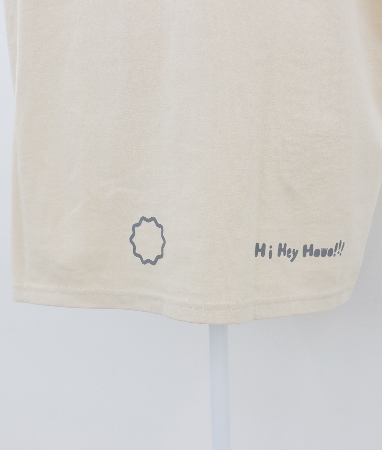 【ユニセックス】手ぱたぱた くま Tシャツ – 遊び心たっぷり！動くギミック付きくまデザイン - 8