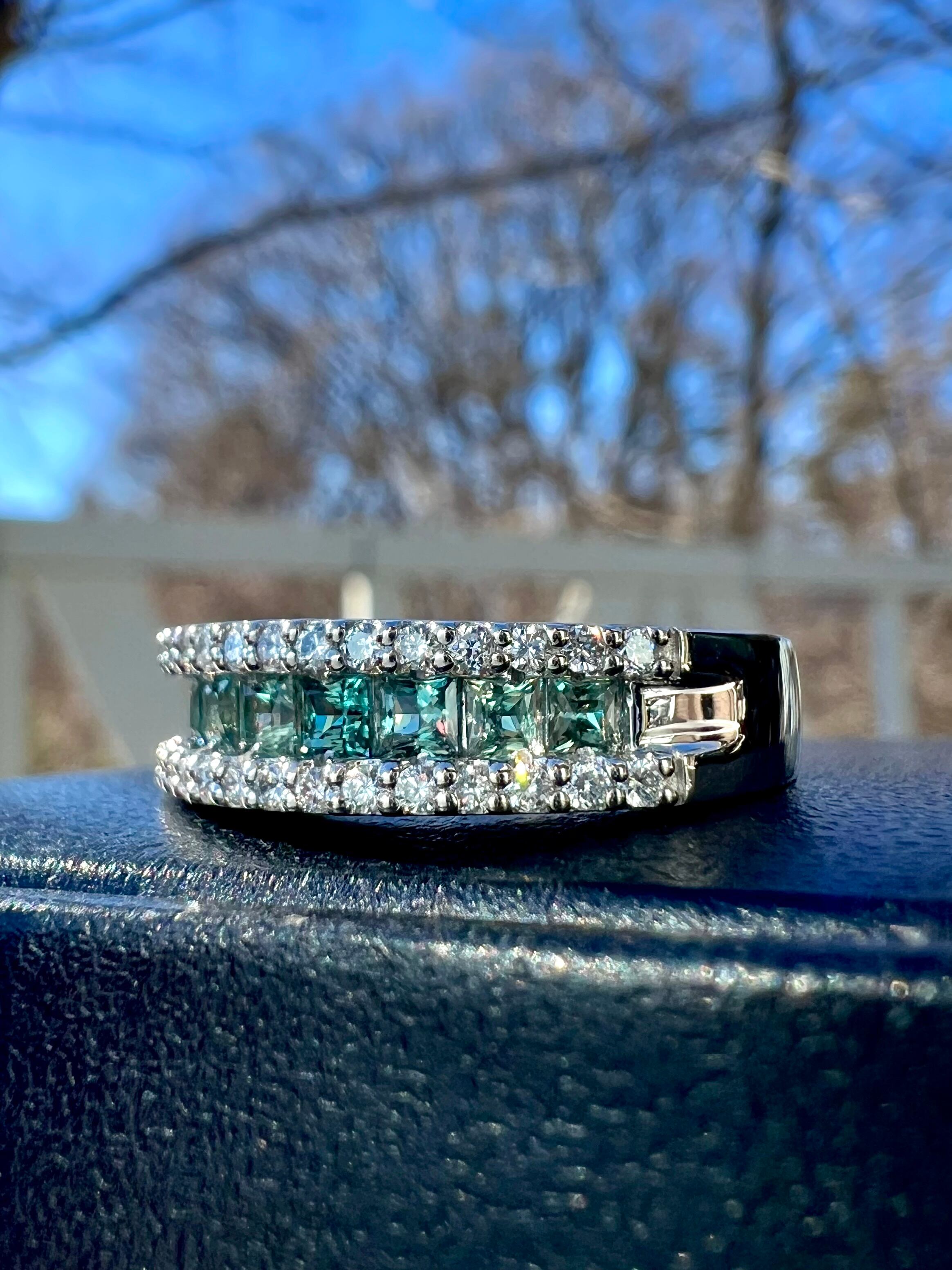 Pt950 ブラジル産アレキサンドライト一文字リング 0.84ct | jewelry KIRARI