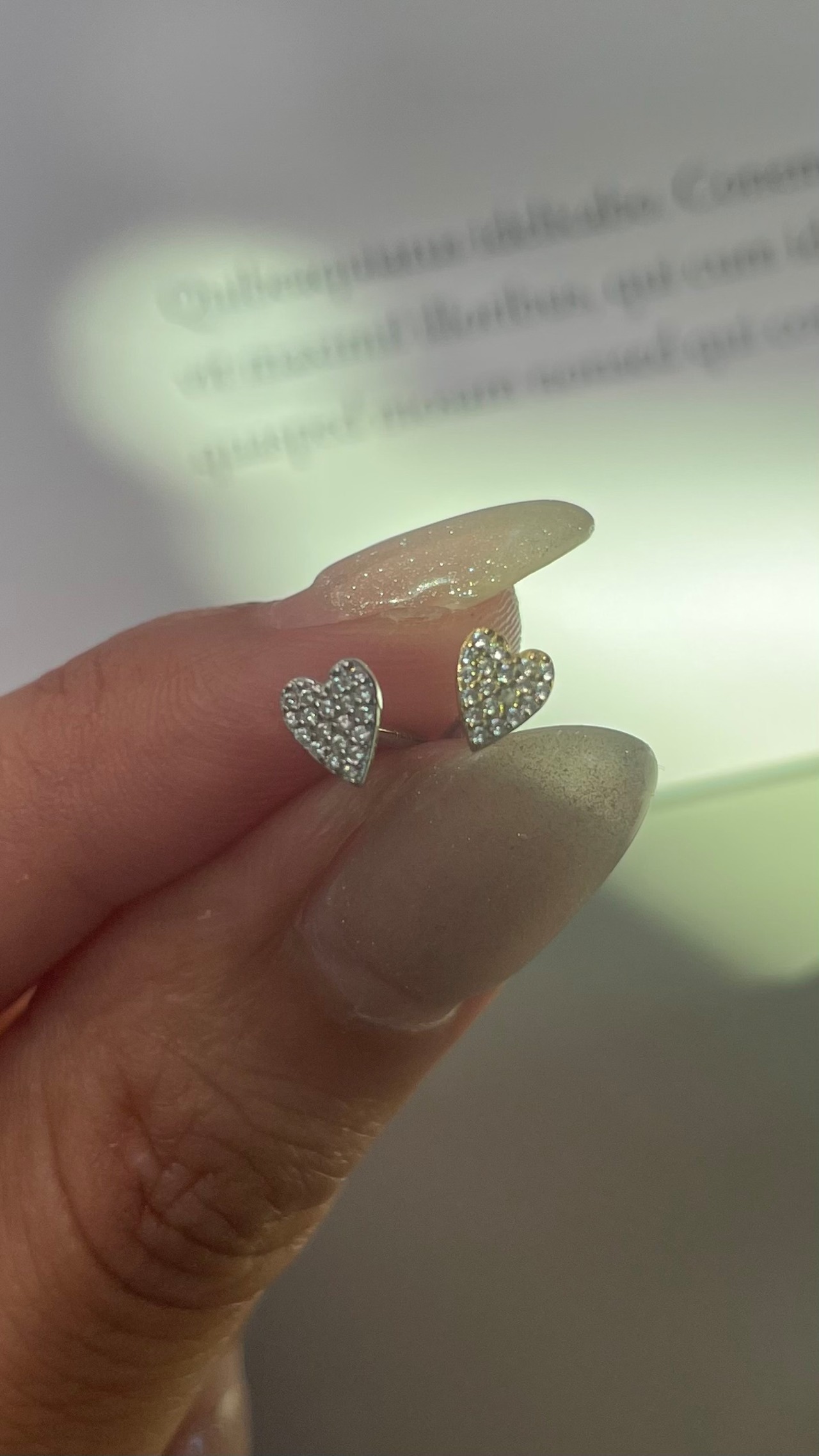 ジルコンスタッドハートピアス