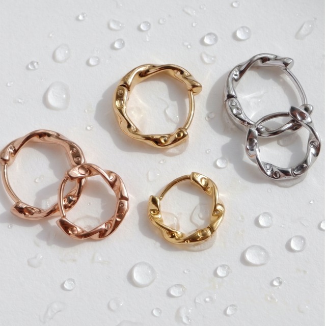 ツイストフープピアス M