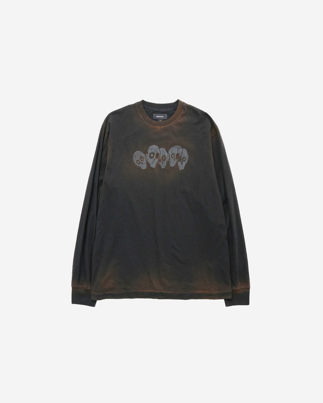 [999HUMANITY] HC SKULL LONGSLEEVE (BLEACHED BLACK) 正規品  韓国 ブランド 韓国ファッション 韓国代行 999 ヒューマニティ HUMANITY 日本 店舗