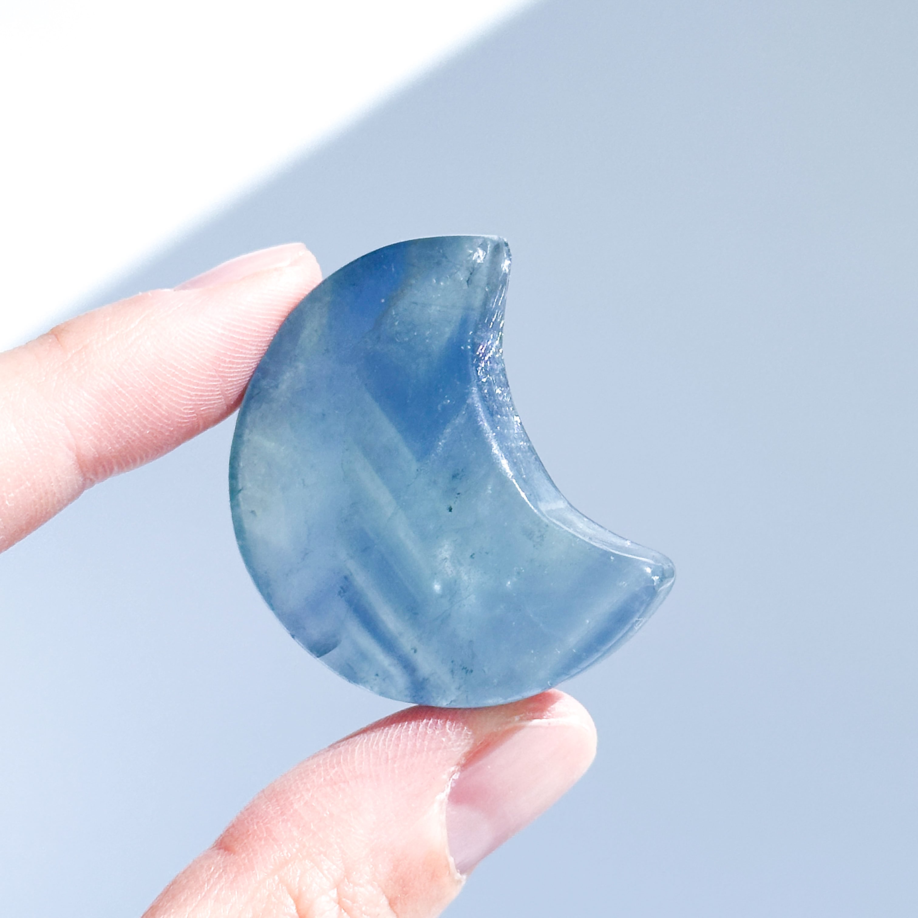 ブルーフローライト 三日月15◇ Fluorite ◇天然石・鉱物