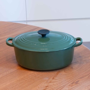 ビンテージ　ル・クルーゼ　LE CREUSET グリーン ココットオーバル　サイズ２７　 新品・未使用品ではありません！　