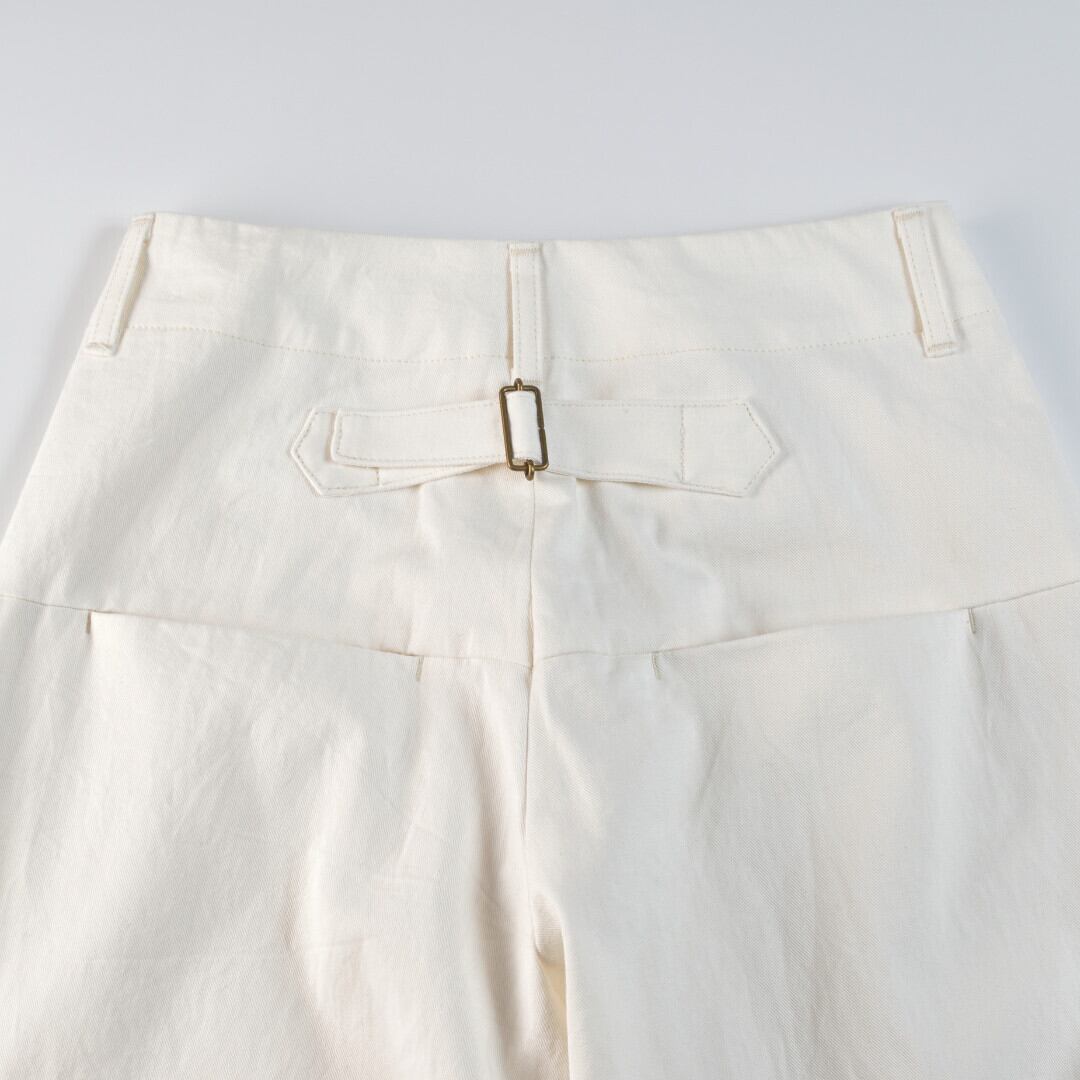 sasanqua by trees サザンカバイツリーズ カツラギバナナトラウザー Banana Trouther・アイボリー 洗練されたシルエットが特徴のパンツです。【送料無料】