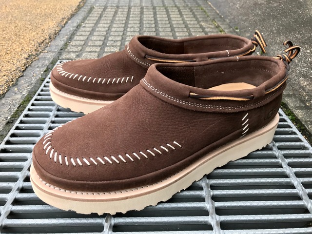 UGG CAMPFIRE SLIP-ON (DARK BROWN)