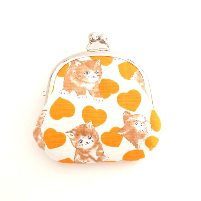 1/20追加★ 小さいサイズ 親子がま口 財布  ハートに囲まれた子ネコちゃん 猫柄 G710 newitem