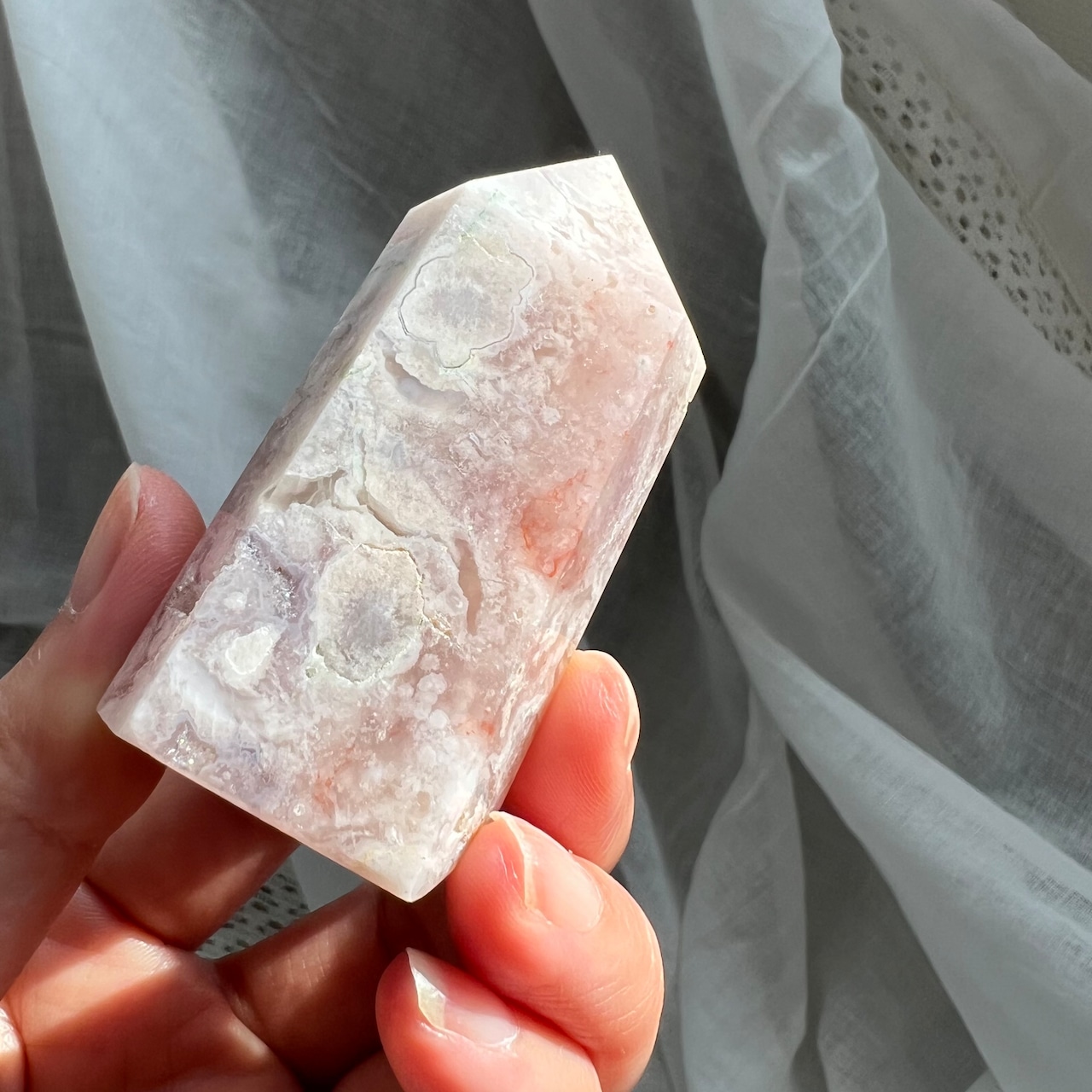 ピンクアメジスト、フラワーアゲート共生タワー*天然石ポイント*インテリア*T23