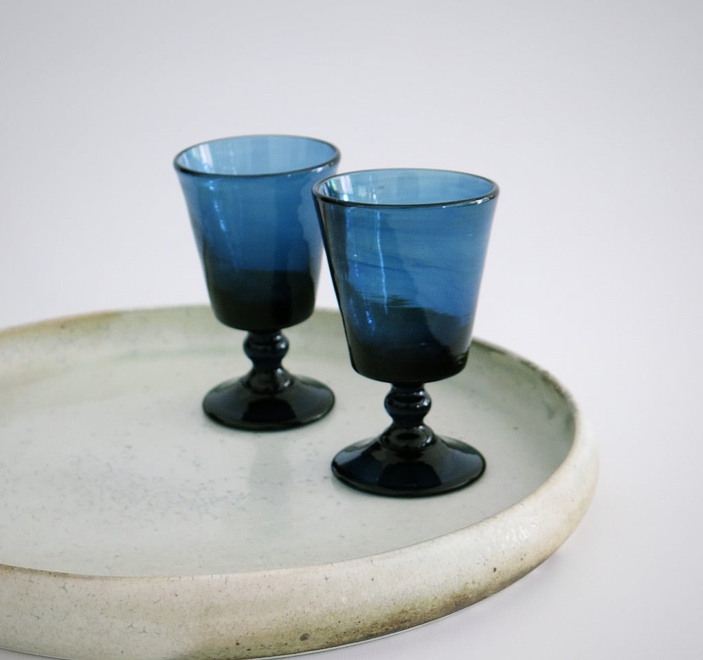 星耕硝子 伊藤嘉輝 冷酒盃 青 | artstellas器物家(アステラスどうぐや)