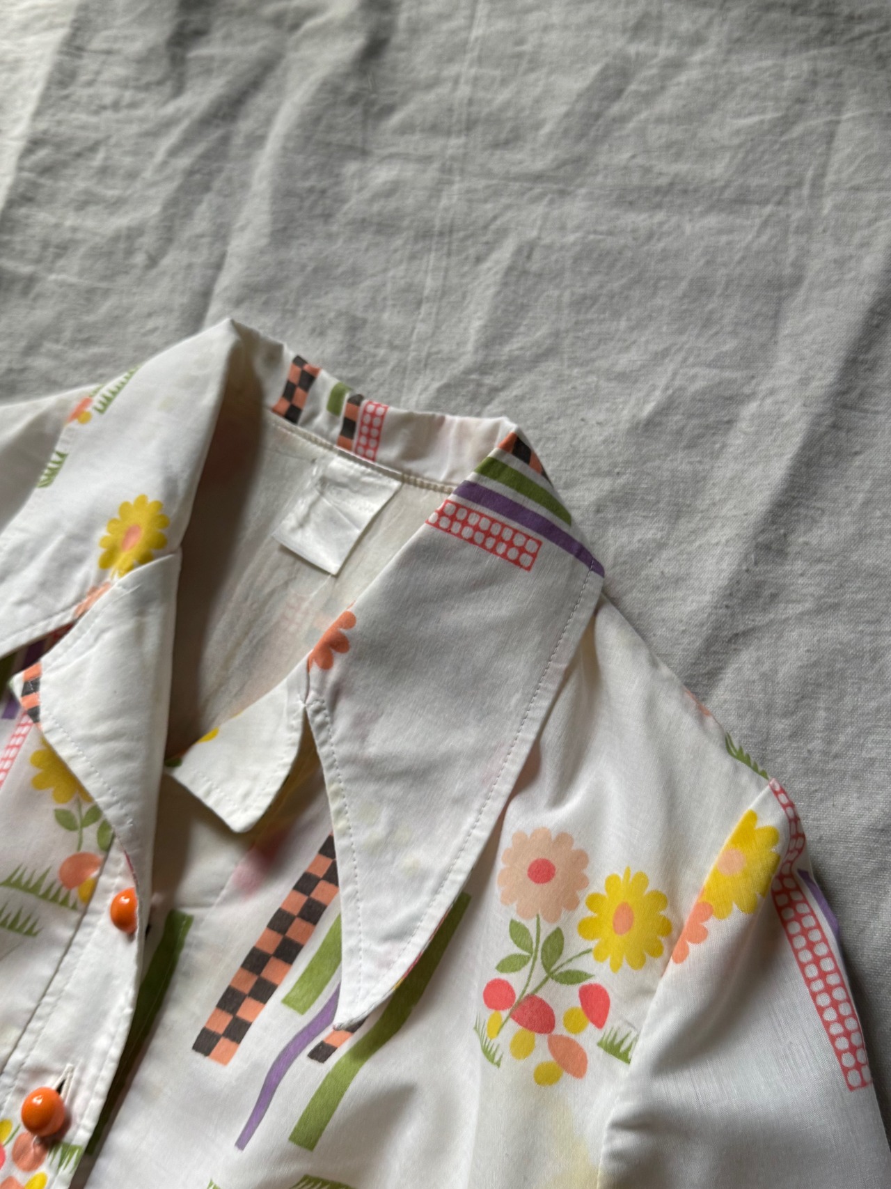 1970s Euro vintage flower pattern one-piece
