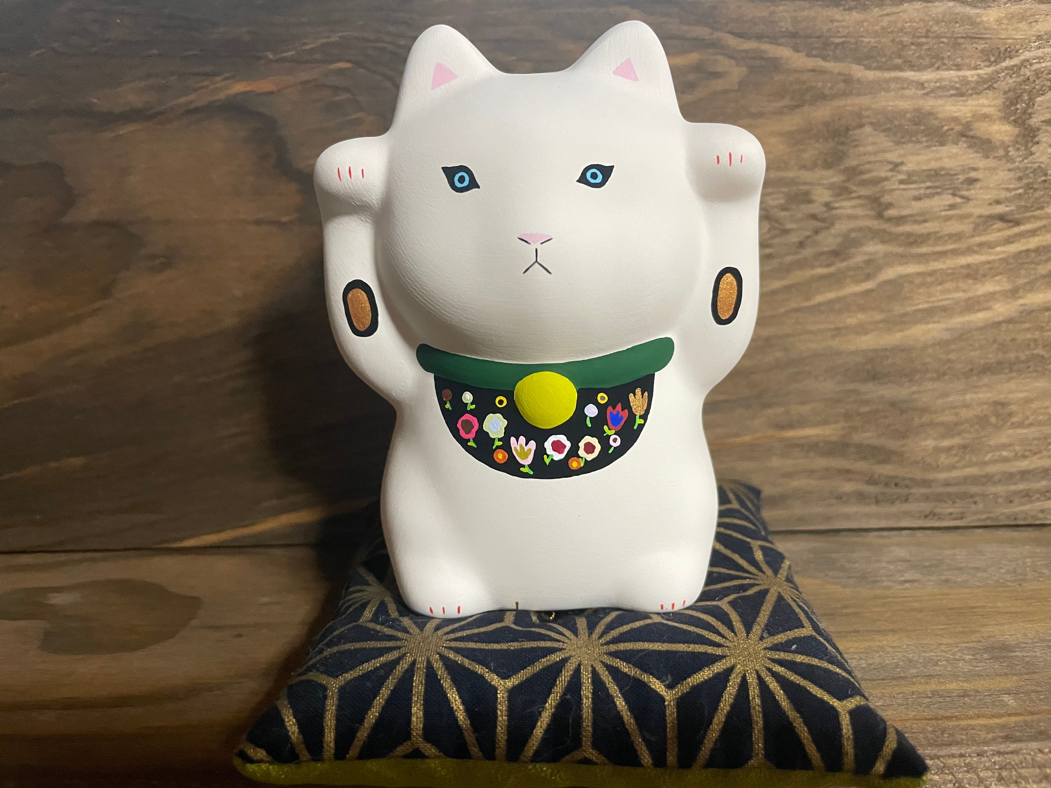 招き猫 白猫 貯金箱 | 11DO