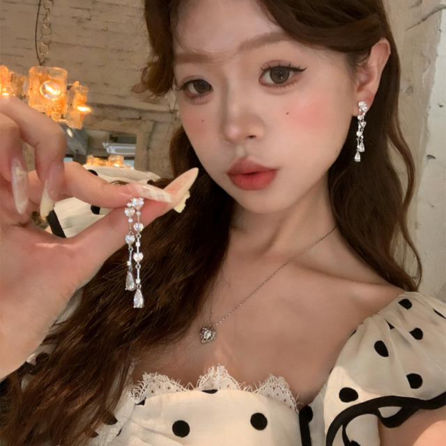 tomrハート&ティアドロップ ジルコニア フリンジピアス