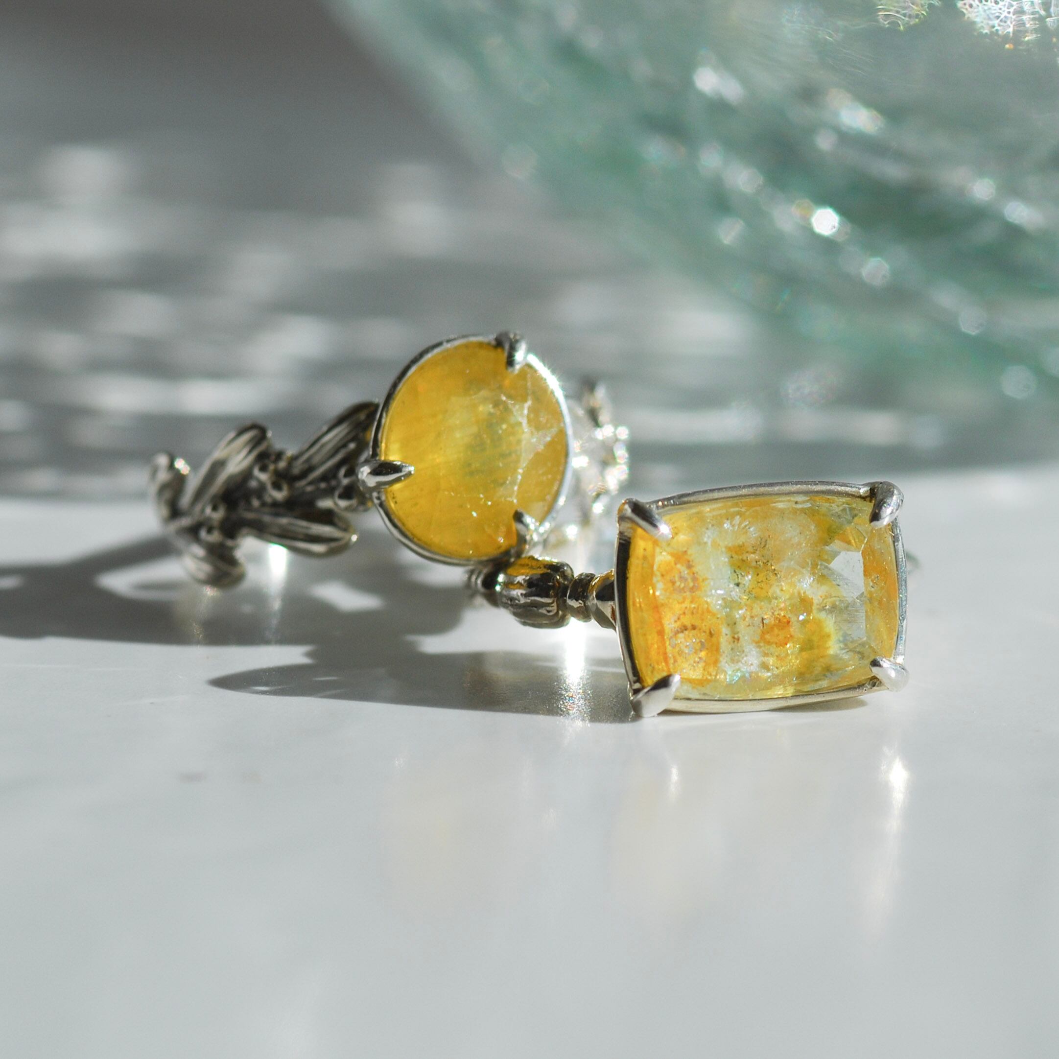 イエローサファイア オリーブモチーフのリング | DoubleMoon jewelry