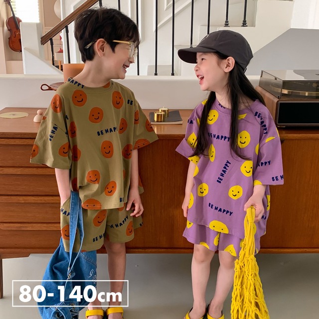 《取寄》 BE HAPPY スマイル柄セットアップ （全２色） KMAI 韓国子供服 上下セット スマイルマーク