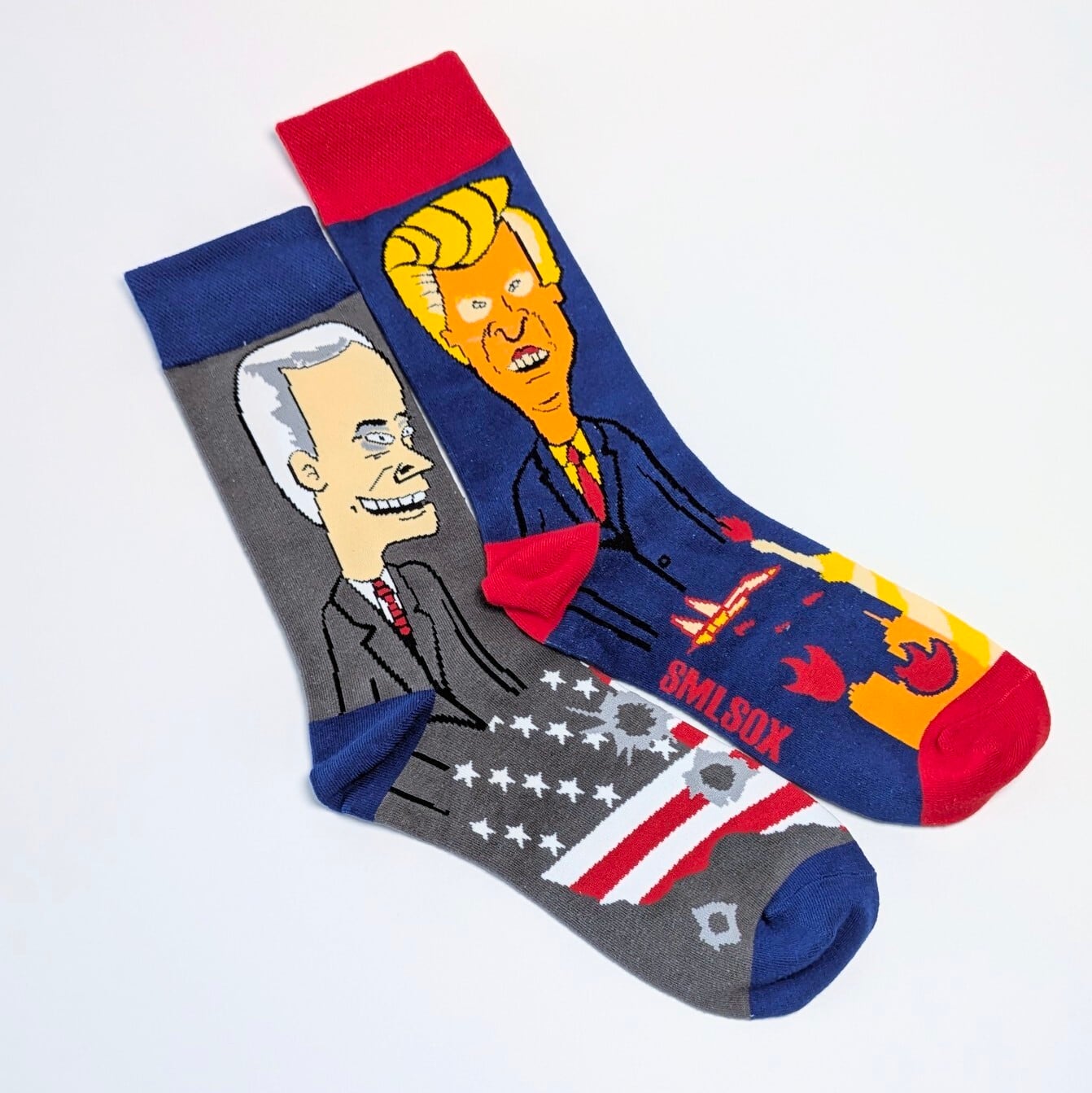 ♧【 crew socks / クルーソックス 】Beavis and Butt-Head（ ビーバス・アンド・バットヘッド ）『 ドナルド・トランプ & ジョー・バイデン / 大統領パロディソックス /  靴下 / ソックス〚アメリカン雑貨 アメトイ〛