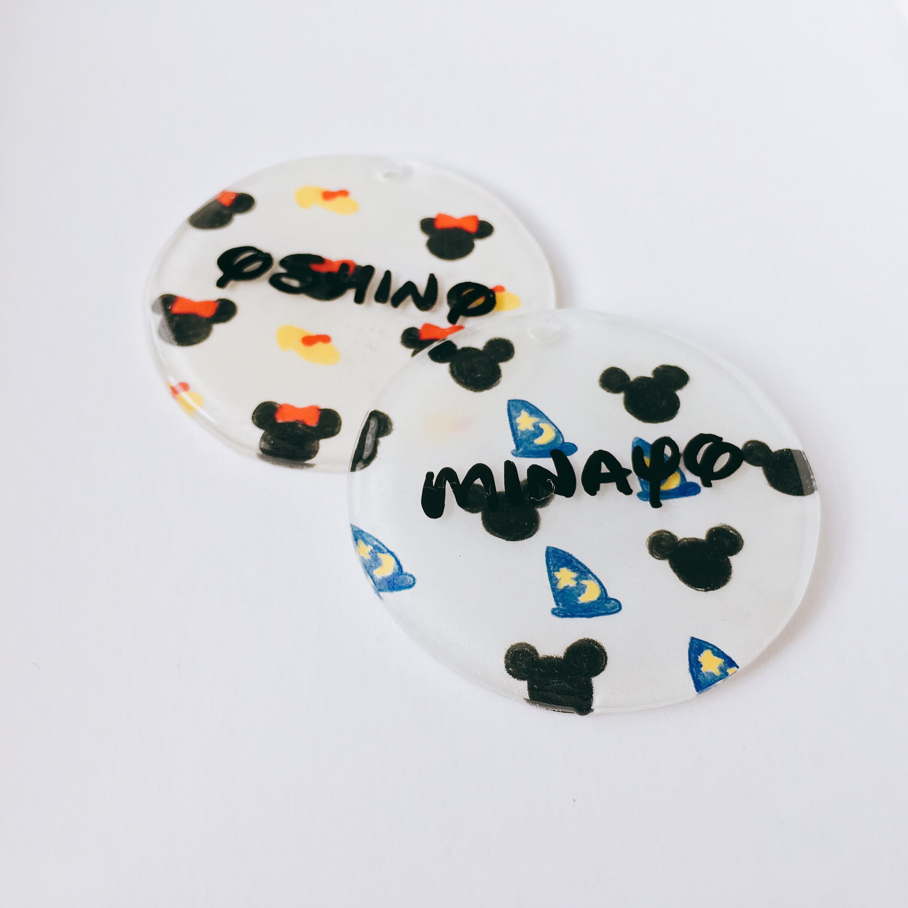 名入れ 文字入れ ディズニー風ネームプレート ミッキー ミニー ヘンテコ村