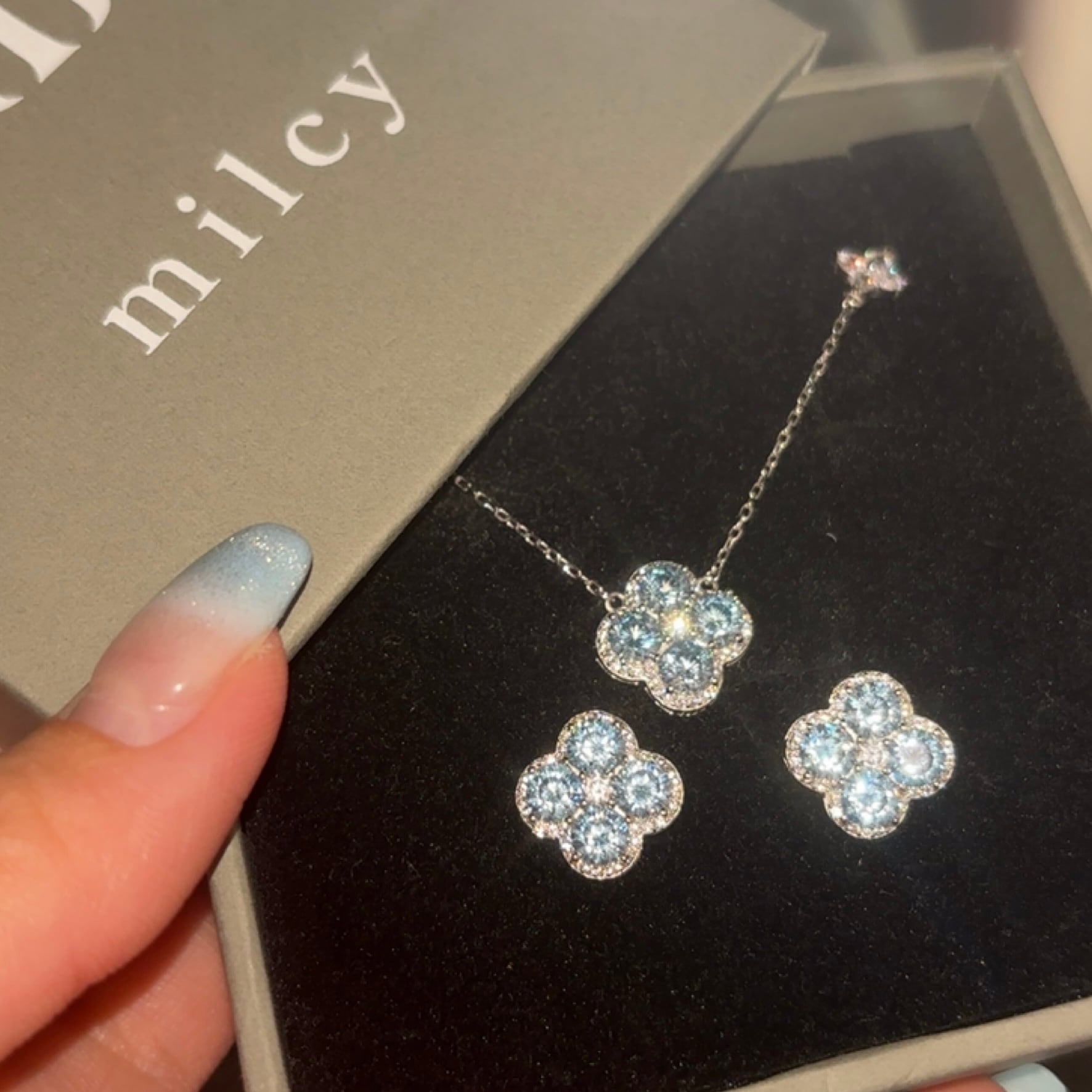 shine clover necklace | milcy（ミルシー） 大人フェミニン