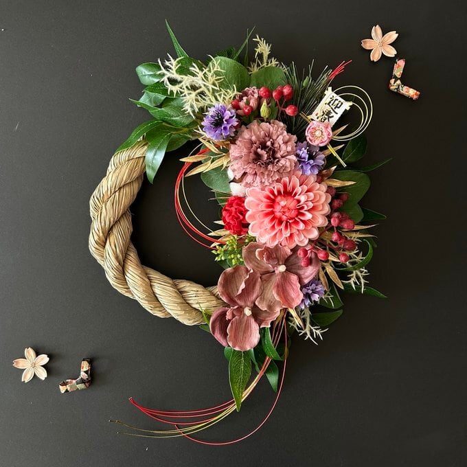 2026年★ピンクのマムと胡蝶蘭のお正月飾り しめ飾り お正月飾り しめ縄飾り マム 胡蝶蘭 モーブ 水引 賀正 ラッピング無料 元旦 お正月
