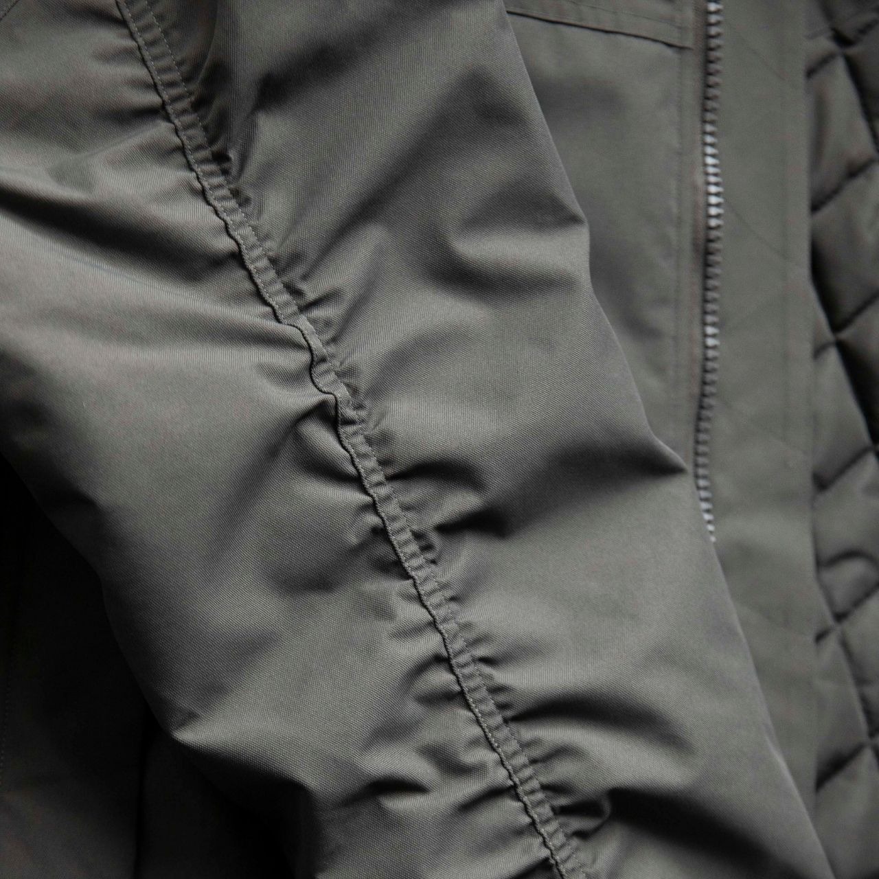 コットンパットフライトブルゾン　1029