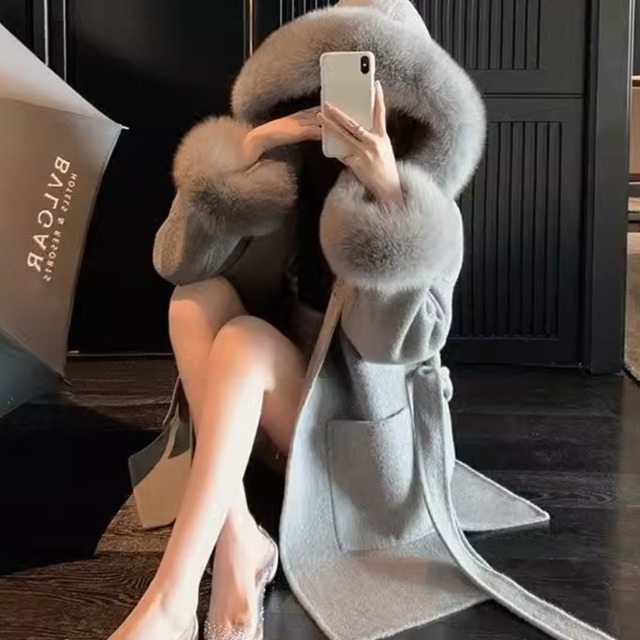 elegant fur gray coat
