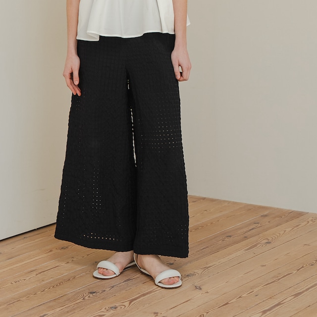 チェックシアーワイドパンツ（ブラック）