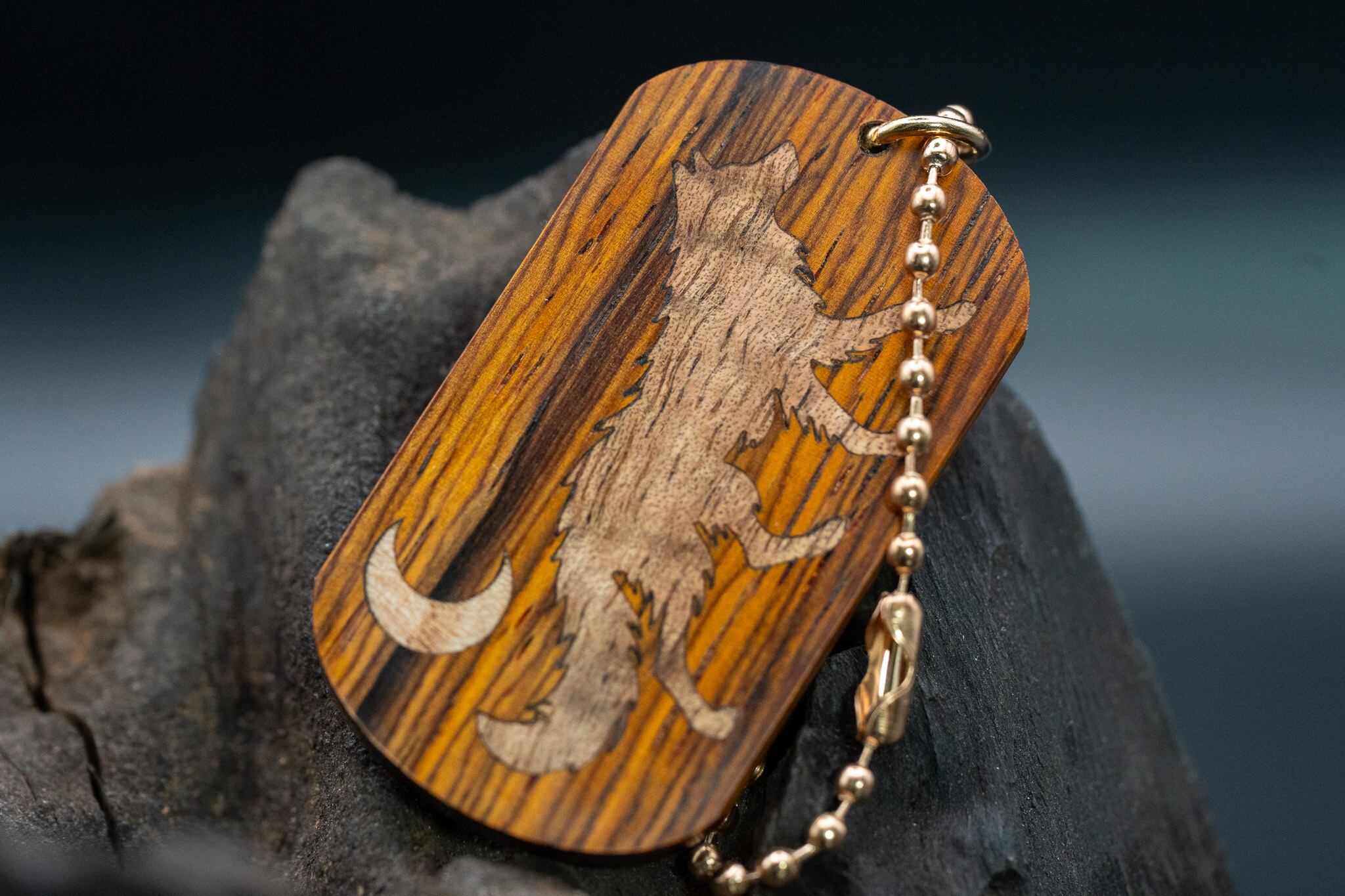 【 エスニックなローズウッド 】ココボロ ドッグタグ 象嵌 闊歩