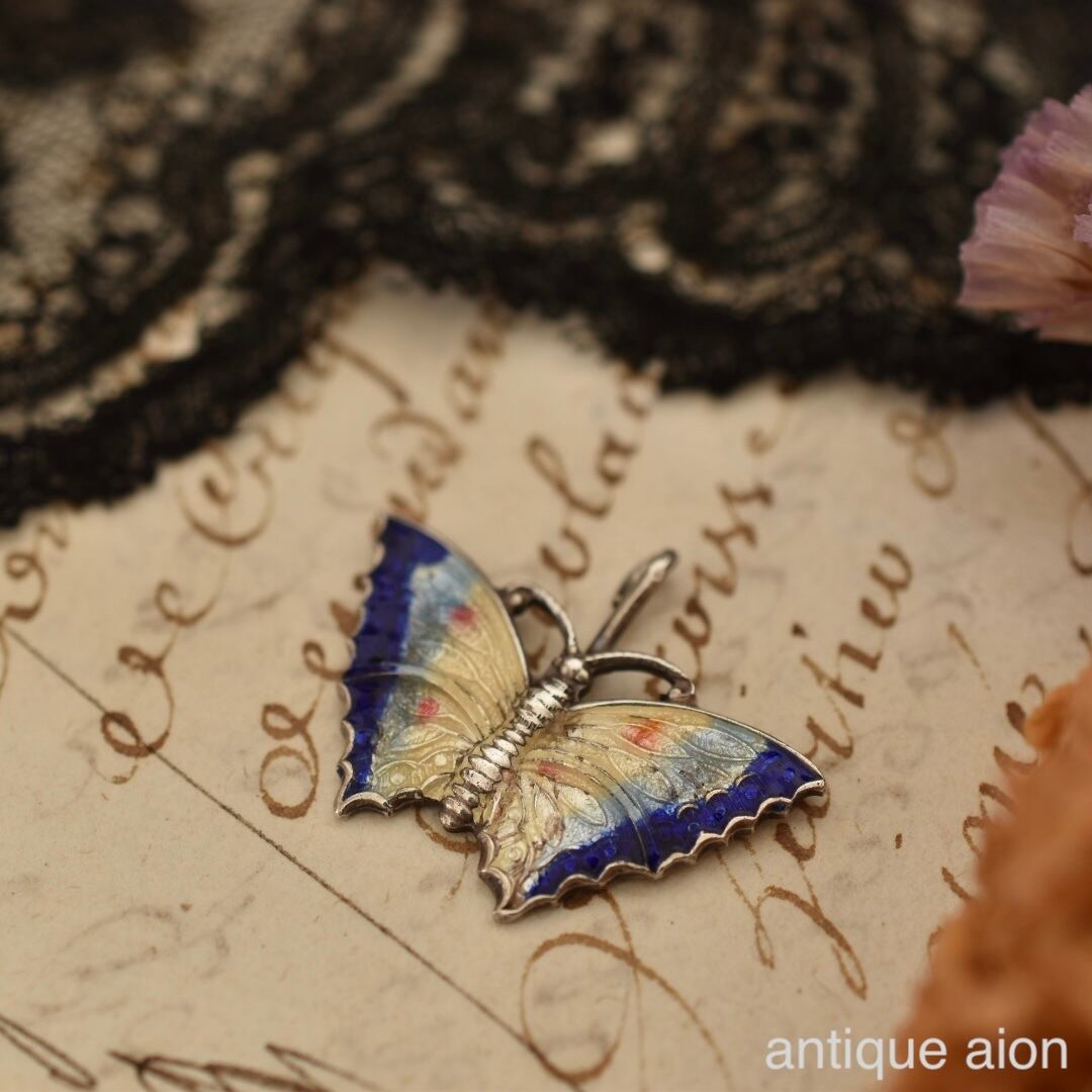 チャーム | antique aion