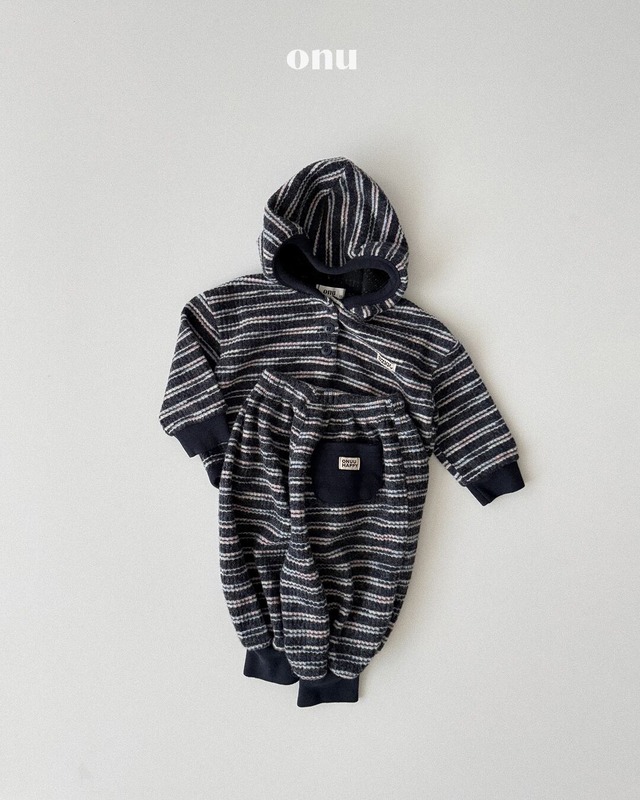 予約⌇onu/ Mongshell hood T