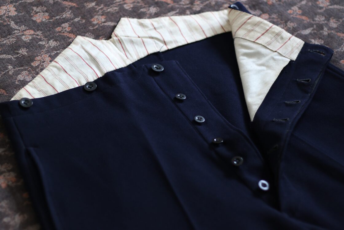 SOLD】1930年代 ヴィンテージ 2ピース スーツ 濃紺 無地 フィッシュ 