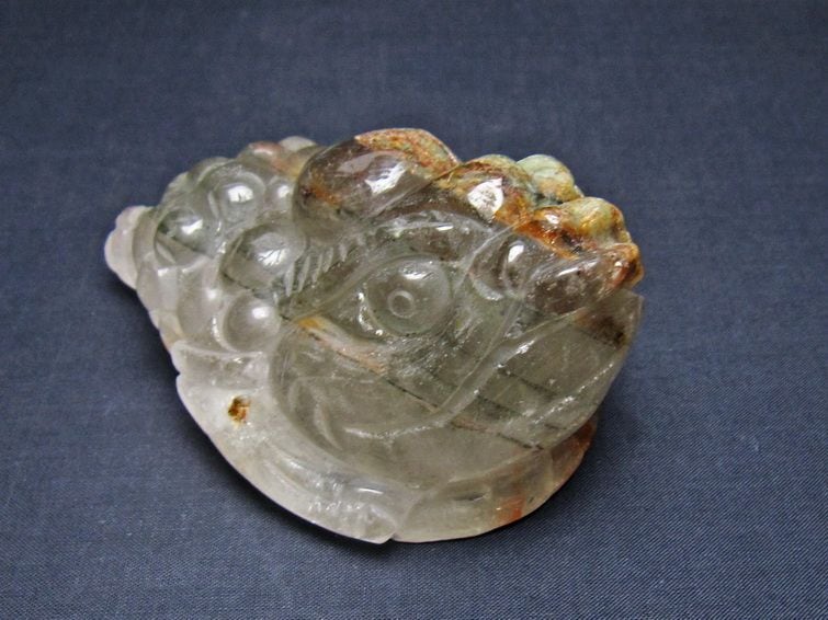 水晶 手彫り-卓上置物-キンセン-金蟾 ガーデンクォーツ 一点物 154-81