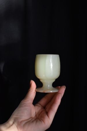 Onyx wine glass