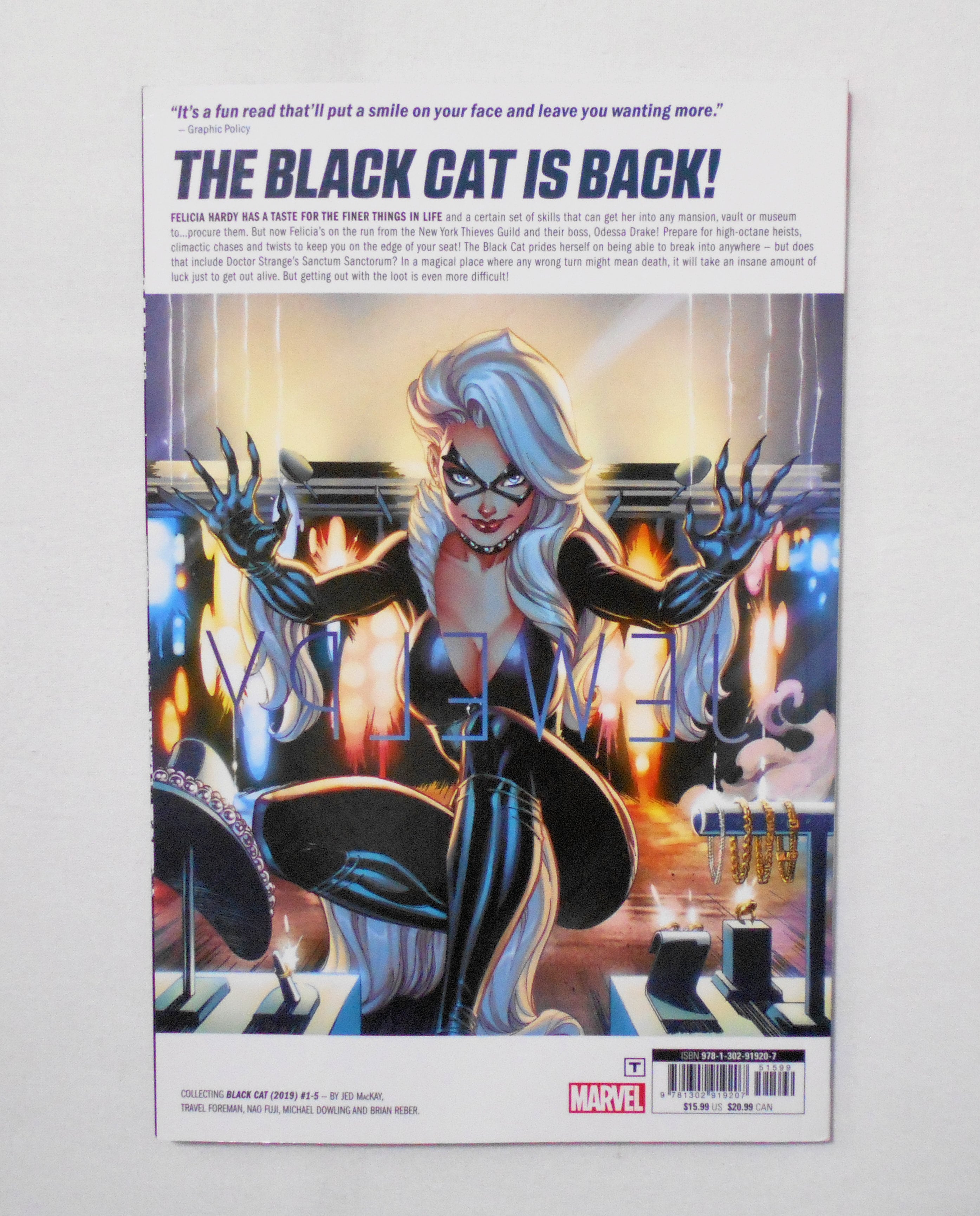 ブラックキャット BLACK CAT VOL.1: GRAND THEFT MARVEL】 TPB MARVEL
