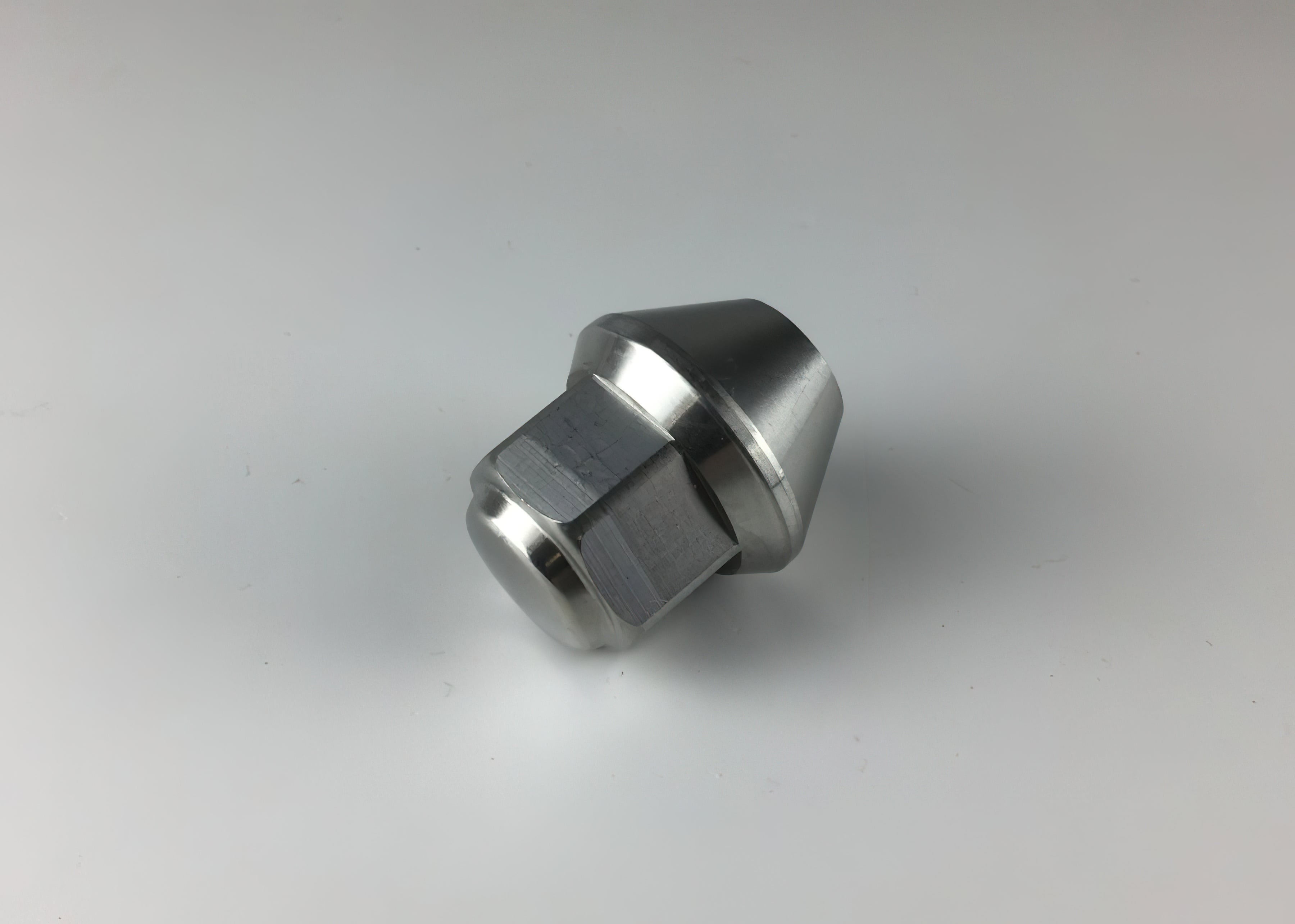 GOOD TEAR ICENAV6スタッドレスタイヤホイールセットナット同梱 グッドイヤー 195/80R15 スタッドレスタイヤホイールセット