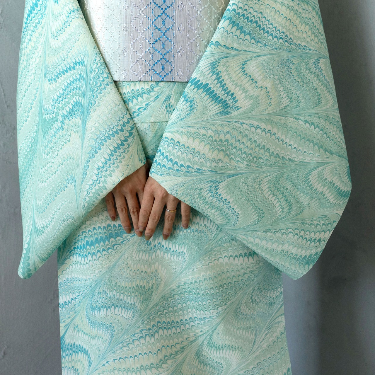 「淼淼　〜ピーコック崩し柄〜セオアルファ〜浴衣・夏着物・単衣