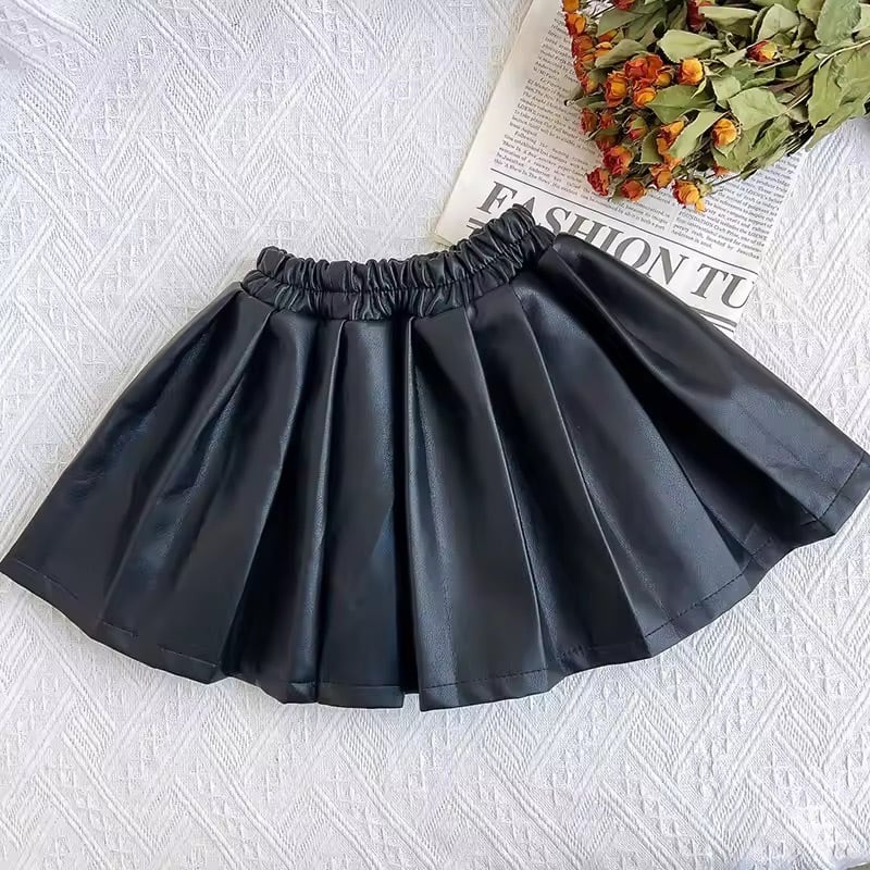 レザー風プリーツミニスカート