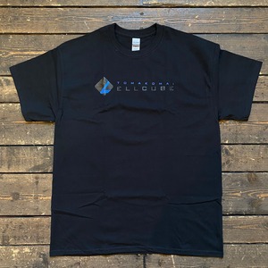 【ELLCUBEロゴ T-shirt / 黒 × 黒】