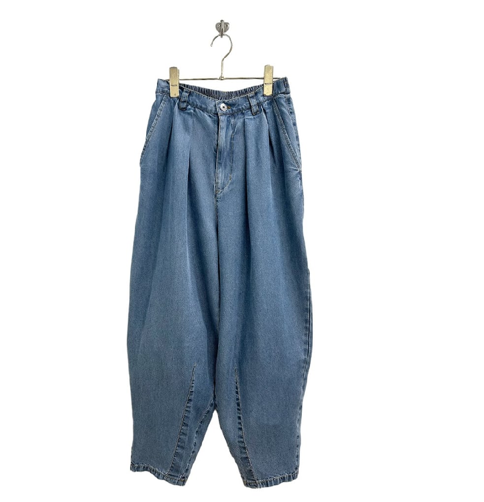 予約販売] ayane アヤン テンセルデニムタックバレルレッグパンツ