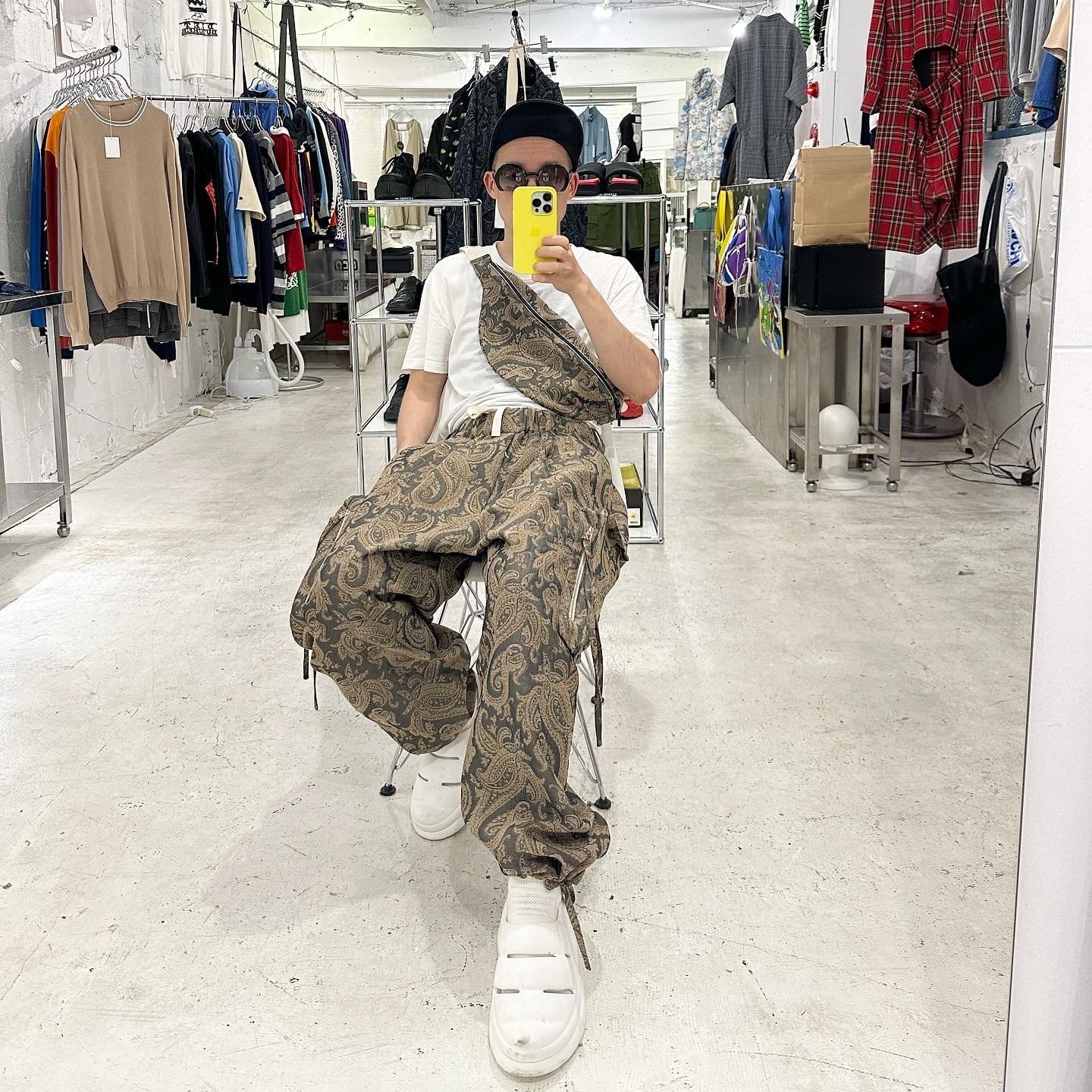 『my beautiful landlet』PAISLEY PATTERN JACQUARD WIDE CARGO PANTS / beige | SUKIKIRAI powered by BASE