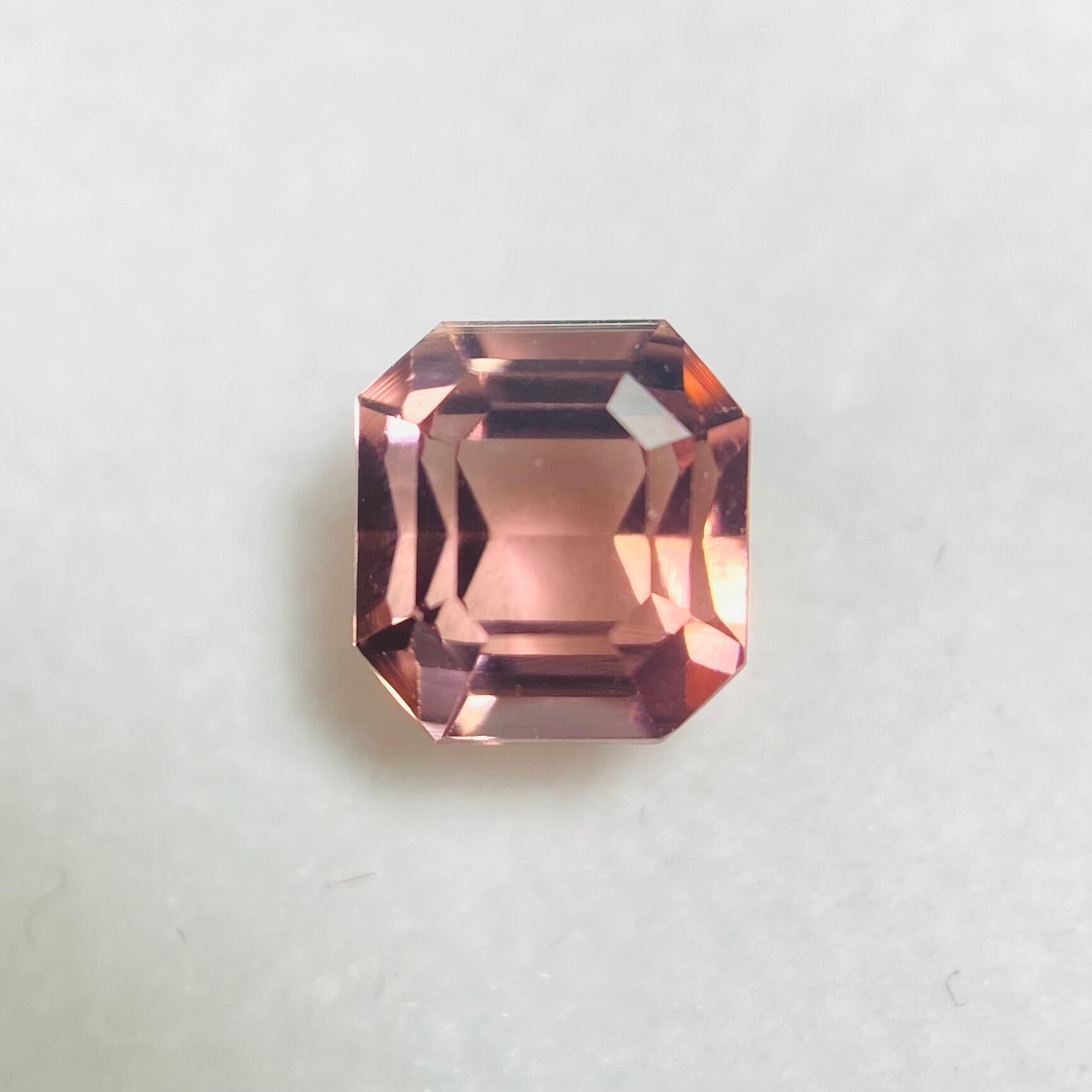 ナチュラルに艶っぽい トルマリン