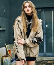 【Y様 ご予約専用】 直営限定ITEM ペイント&スパンコールマウンテンパーカー (BEIGE) CQ-47058H